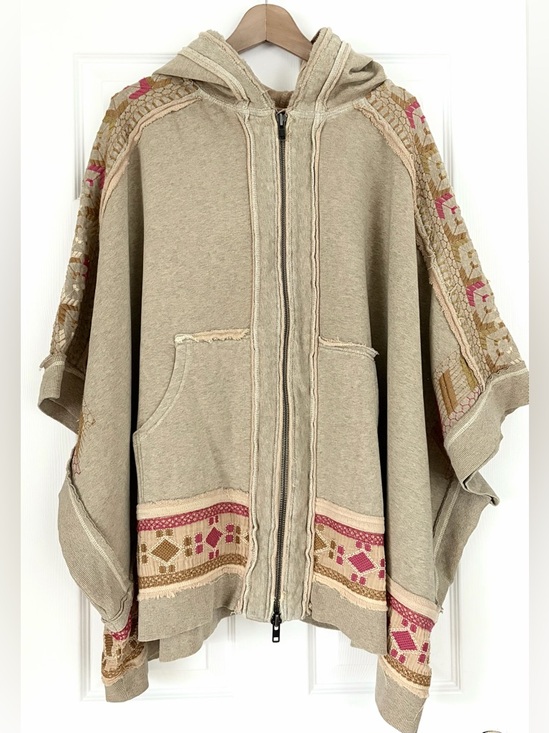 Free People Jackets & Blazers - Free People Wildside Poncho Size S/XS